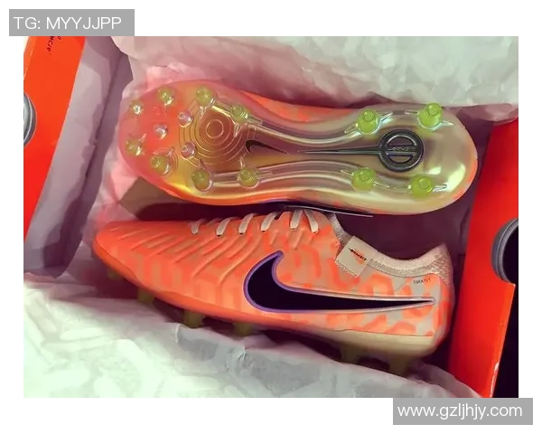 十大球星专属定制足球鞋盘点 打造属于自己的赛场传奇