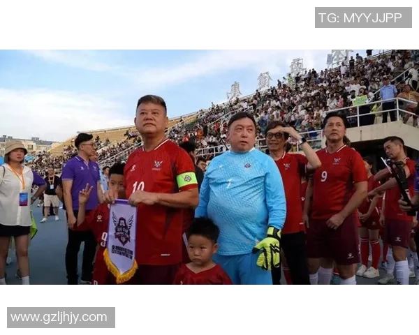 足球明星助力香港足球崛起 培养青少年人才开启新篇章